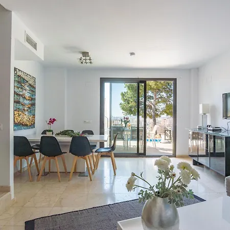 4 Bed Townhouse With Stunning View Holiday home