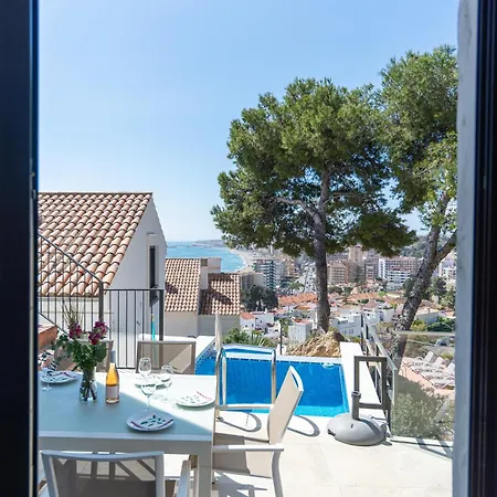 4 Bed Townhouse With Stunning View Holiday home Fuengirola